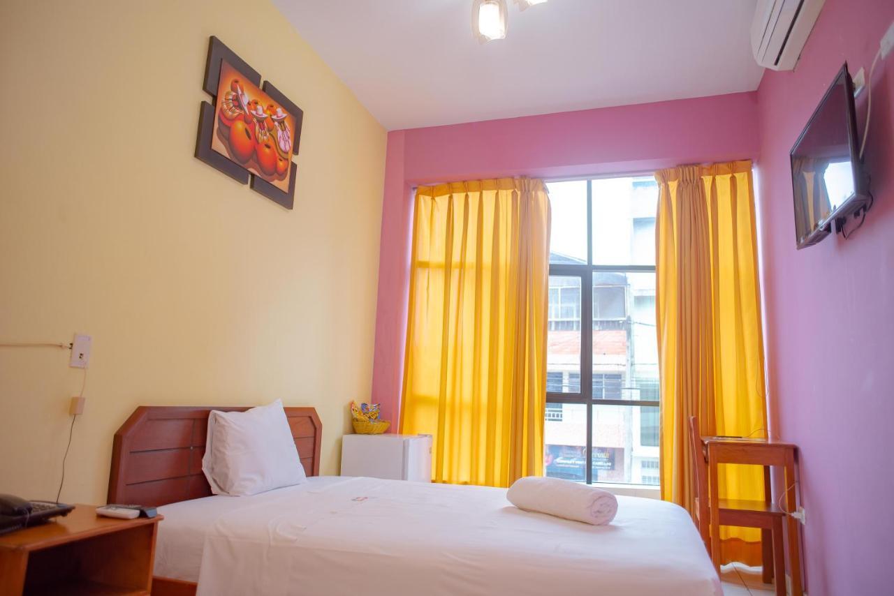 Hotel Jhor Bush Pucallpa Bagian luar foto