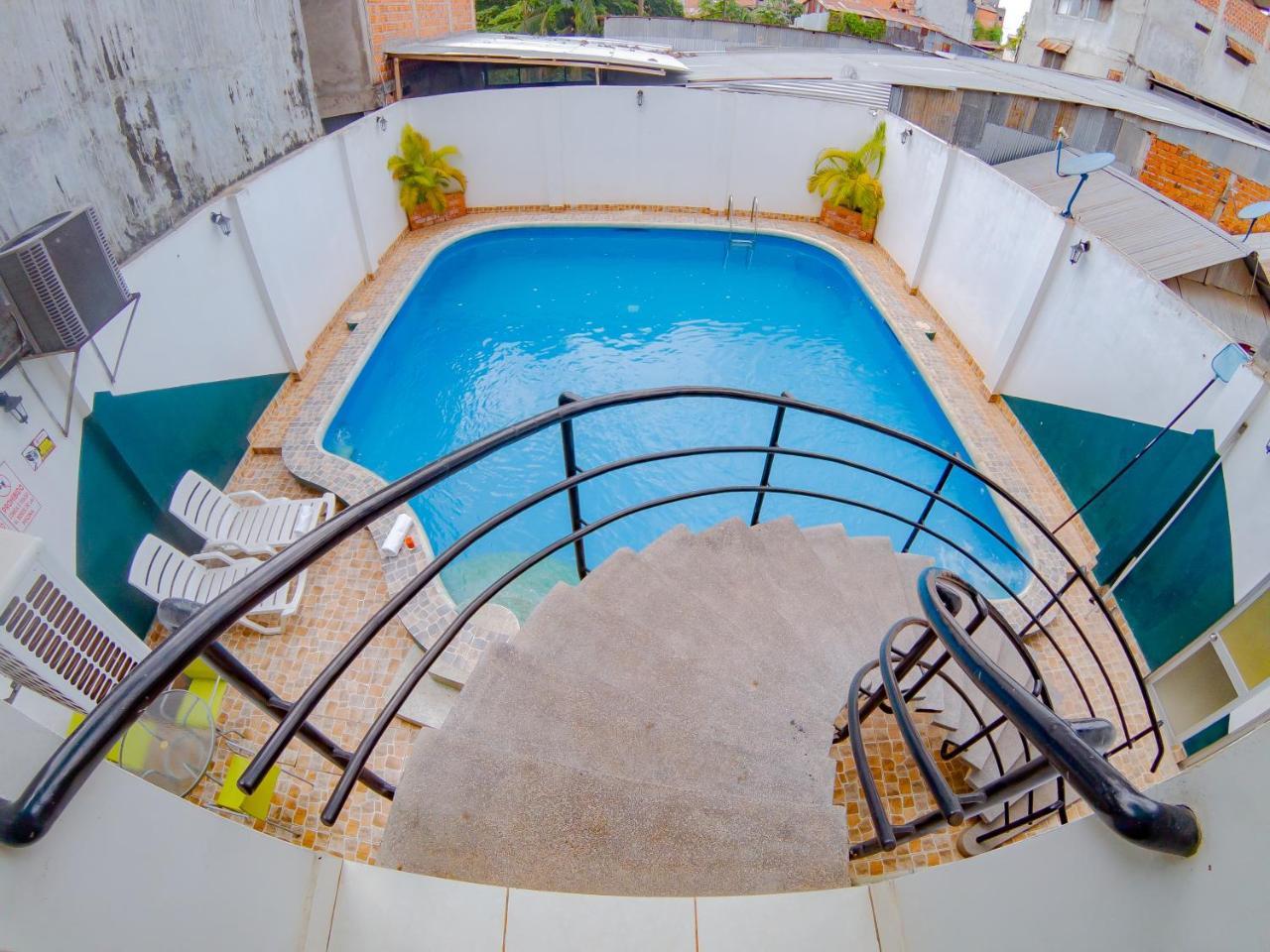 Hotel Jhor Bush Pucallpa Bagian luar foto