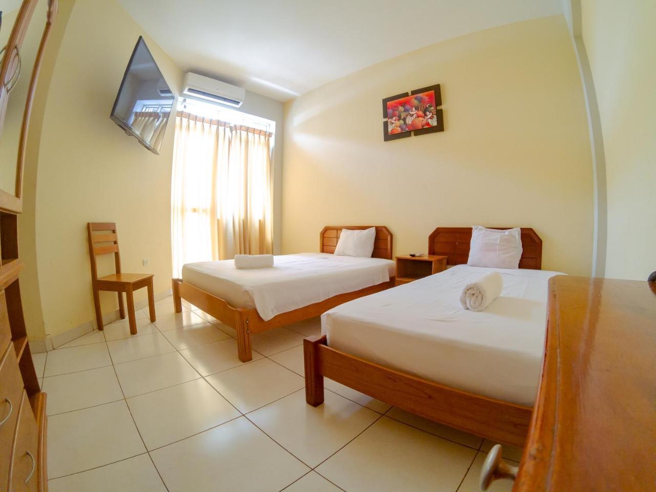 Hotel Jhor Bush Pucallpa Bagian luar foto