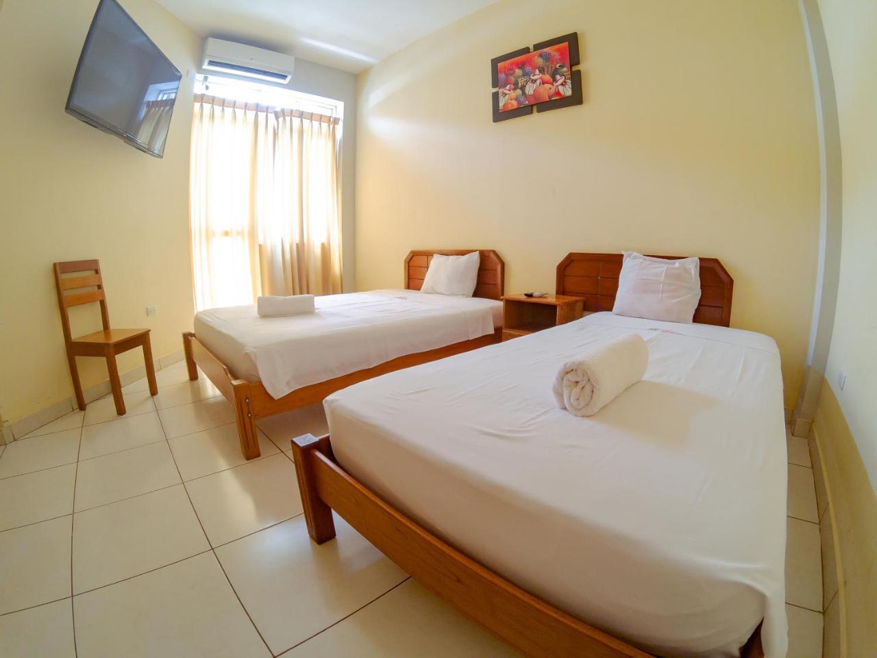 Hotel Jhor Bush Pucallpa Bagian luar foto